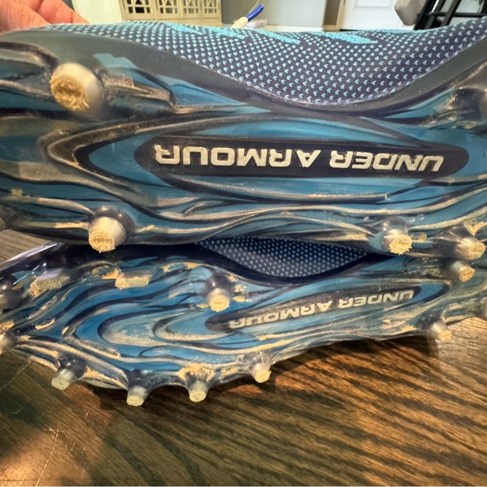 Under Armour Threadlock Mens Blue and White Football Cleats - Picture 5 of 7